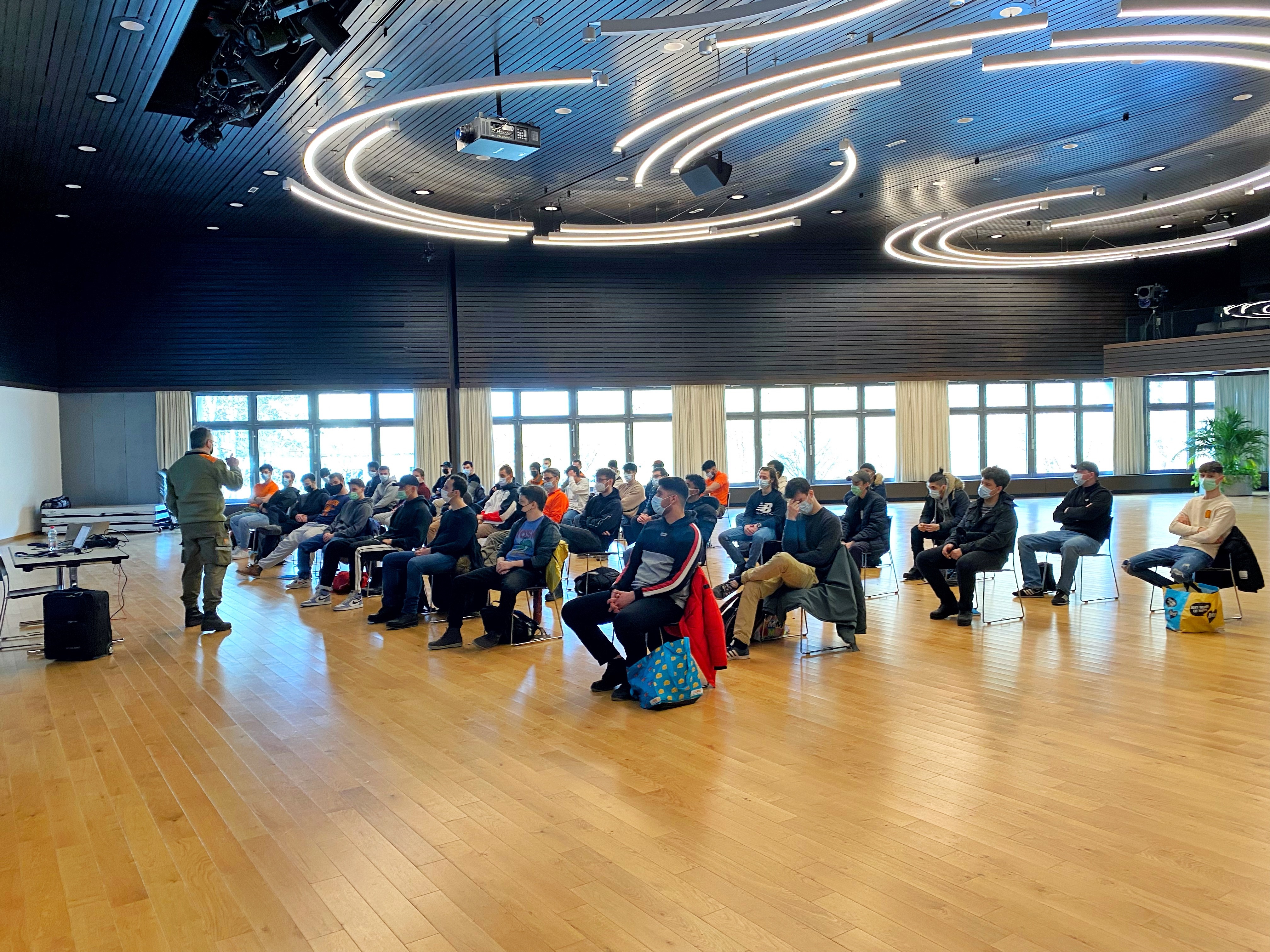 Infoanlass neueingeteilte220207.jpg